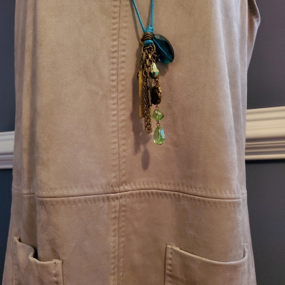 NWT sleeveless dress - Picture 2 of 7